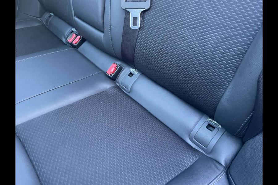 Nissan QASHQAI 1.2 Tekna + / panoramadak / stoelverwarming / Bose