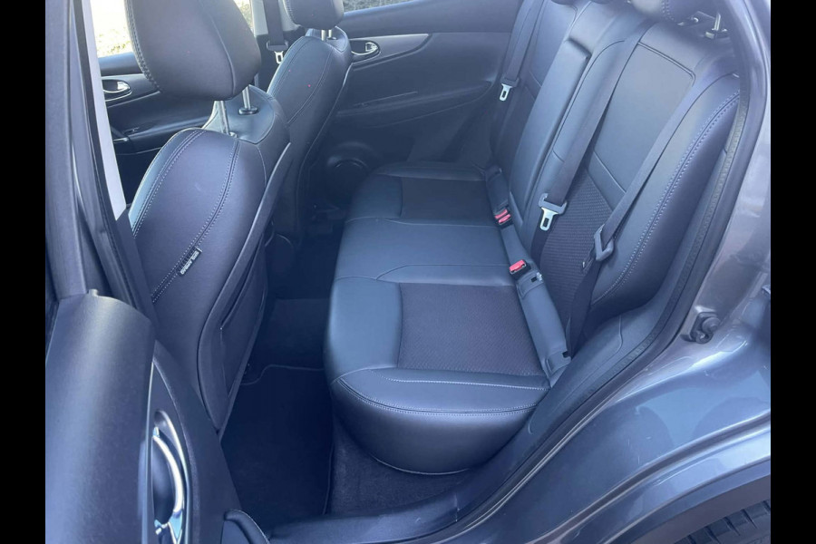 Nissan QASHQAI 1.2 Tekna + / panoramadak / stoelverwarming / Bose