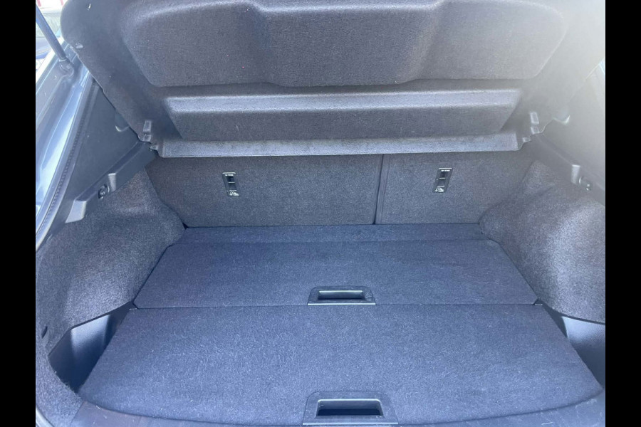 Nissan QASHQAI 1.2 Tekna + / panoramadak / stoelverwarming / Bose