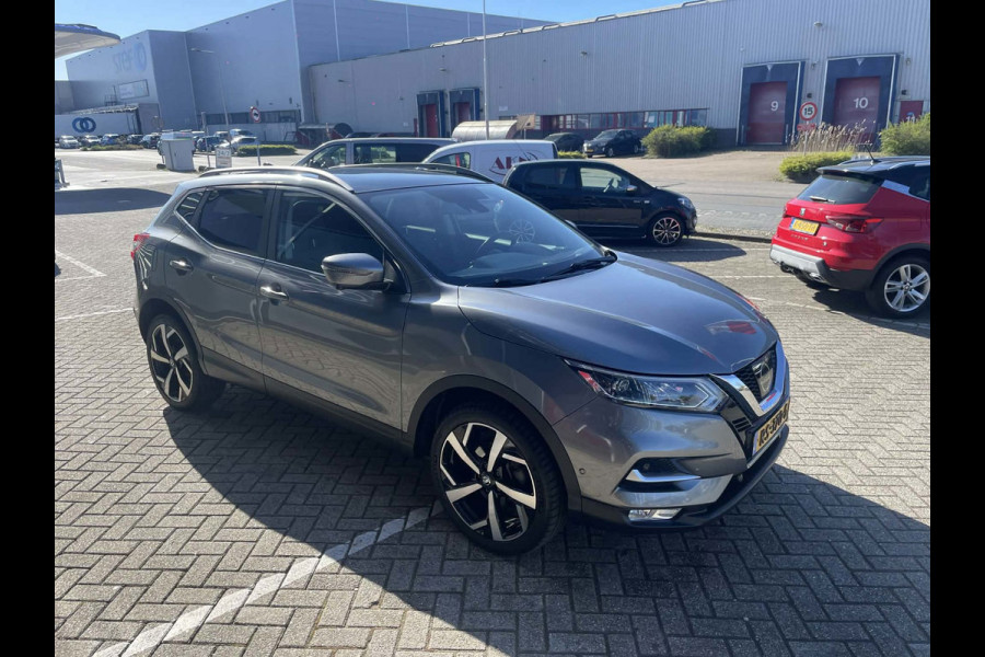 Nissan QASHQAI 1.2 Tekna + / panoramadak / stoelverwarming / Bose