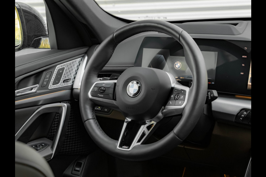 BMW X1 sDrive18i M-Sport Pro - Full-Option - ACC - Trekhaak - Memory