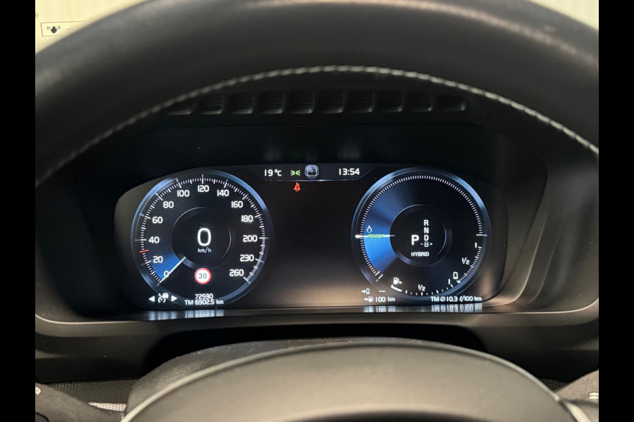 Volvo XC90 2.0 T8 Recharge AWD R-Design | PANO | HUD | 360 CAMERA | HARMAN KARDON | PLUG IN HYBRIDE