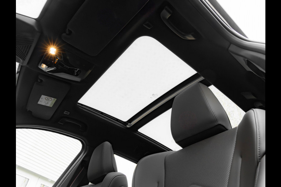 BMW X1 sDrive18i M-Sport Pro - Full-Option - ACC - Trekhaak - Memory