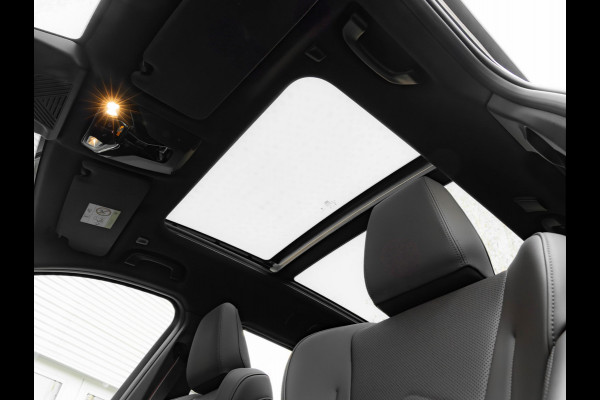 BMW X1 sDrive18i M-Sport Pro - Full-Option - ACC - Trekhaak - Memory