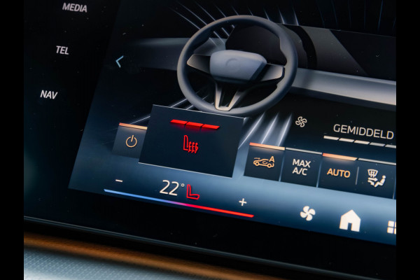 BMW X1 sDrive18i M-Sport Pro - Full-Option - ACC - Trekhaak - Memory