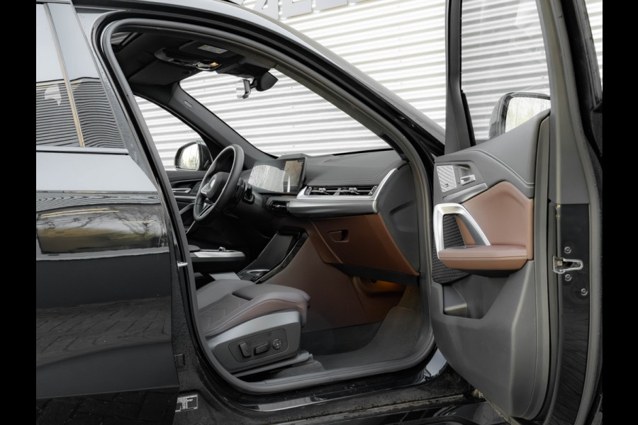 BMW X1 sDrive18i M-Sport Pro - Full-Option - ACC - Trekhaak - Memory
