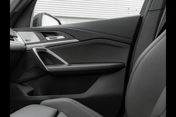 BMW X1 sDrive18i M-Sport Pro - Full-Option - ACC - Trekhaak - Memory