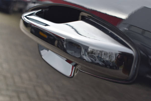 Volvo XC40 T4 211PK Recharge Inscription | ACC | Trekhaak | Leder | Camera | Stoelverwarming | 19"LMV