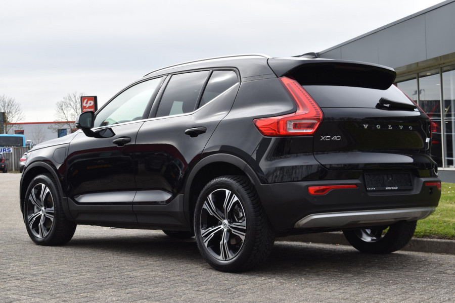 Volvo XC40 T4 211PK Recharge Inscription | ACC | Trekhaak | Leder | Camera | Stoelverwarming | 19"LMV