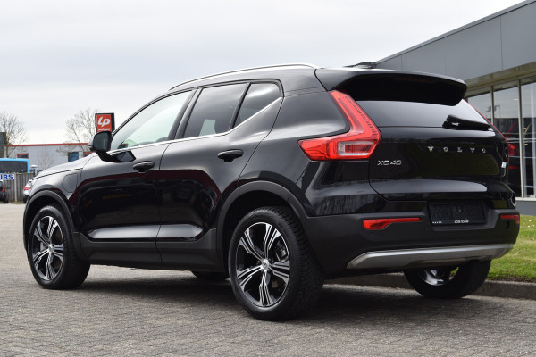 Volvo XC40 T4 211PK Recharge Inscription | ACC | Trekhaak | Leder | Camera | Stoelverwarming | 19"LMV