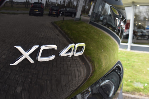 Volvo XC40 T4 211PK Recharge Inscription | ACC | Trekhaak | Leder | Camera | Stoelverwarming | 19"LMV