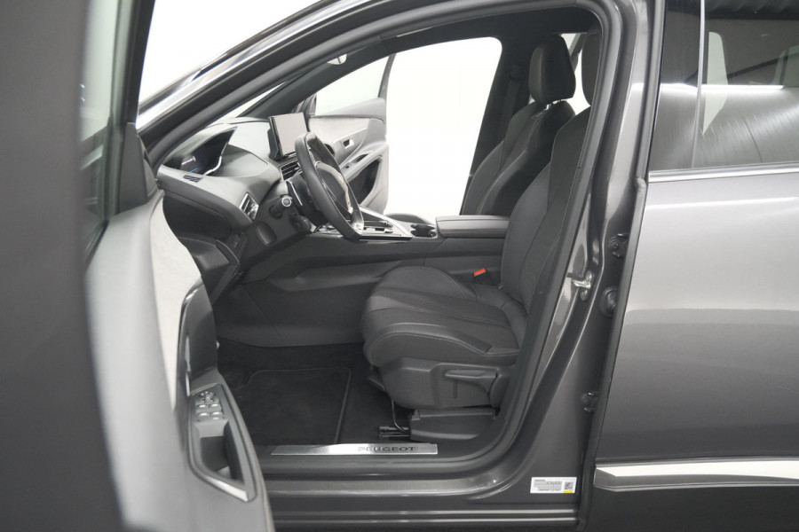 Peugeot 5008 PureTech 130 EAT8 GT | Camera | Dodehoekdetectie | Apdaptieve Cruise Control | Apple Carplay