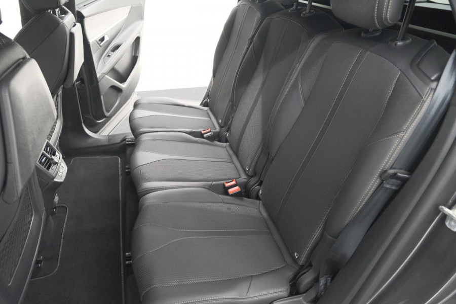 Peugeot 5008 PureTech 130 EAT8 GT | Camera | Dodehoekdetectie | Apdaptieve Cruise Control | Apple Carplay