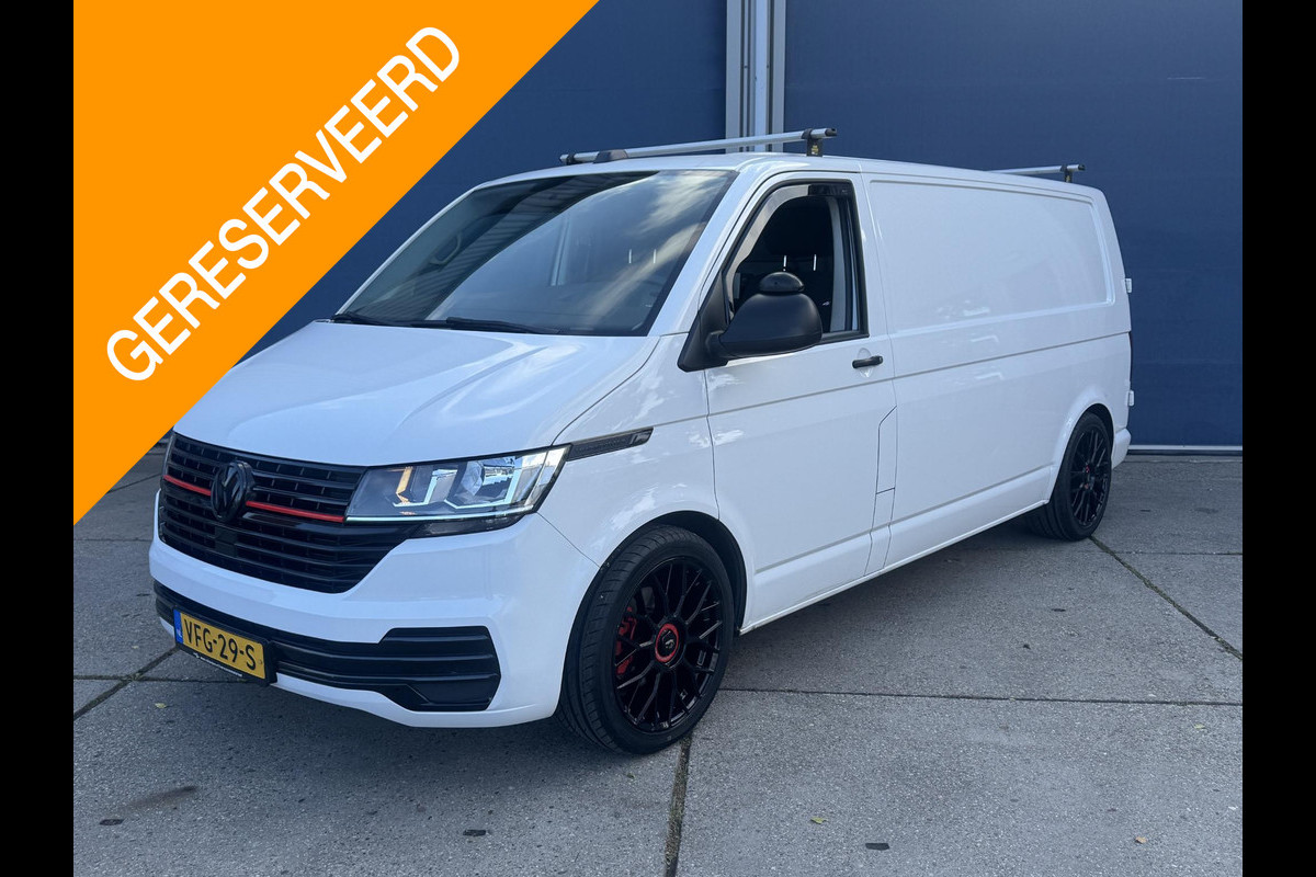 Volkswagen Transporter 2.0 TDI L2H1 30 Comfortline AIRCO / CRUISE CONTROLE / NAVI / CARPLAY / VERLAAGD