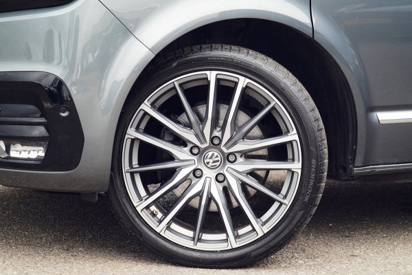 Volkswagen Transporter Multivan 2.0 TDI L1H1 Highline / 7 Pers. / LED / Trekhaak / Camera / Navi / Leder