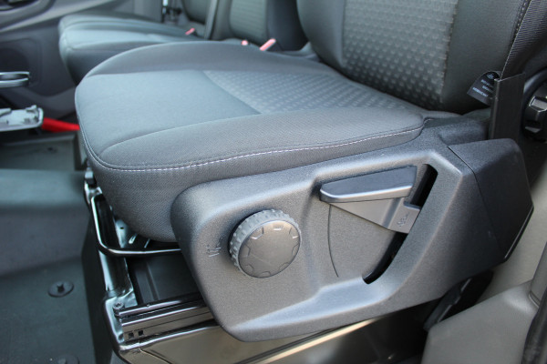 Ford E-Transit 350 L2H2 Trend 68 kWh | BLIS | Adaptieve Cruise | Betimmering | 360 Camera