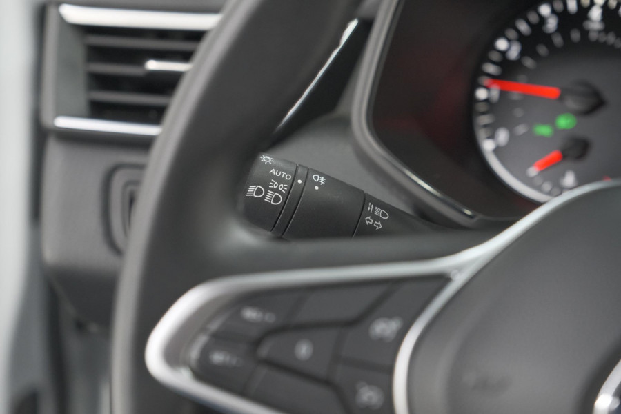 Renault Clio TCe 90 Equilibre | Parkeersensoren | Apple Carplay | Cruise Control | Airco