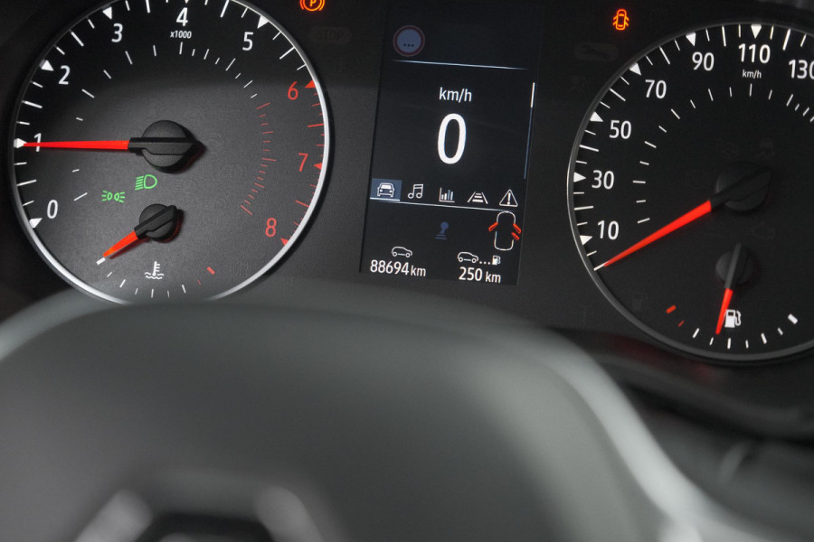 Renault Clio TCe 90 Equilibre | Parkeersensoren | Apple Carplay | Cruise Control | Airco