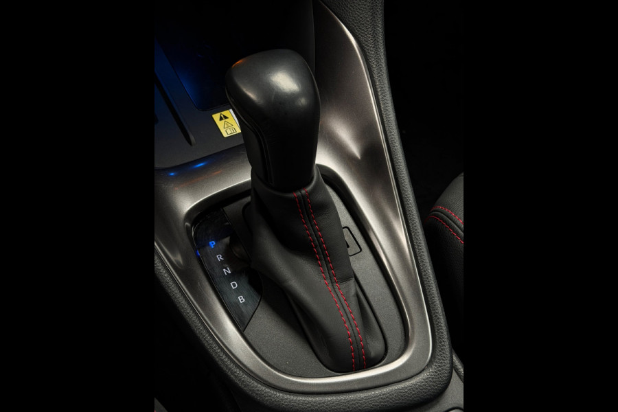 Toyota Yaris 1.5 Hybrid 130 GR SPORT HuD CarPlay Camera