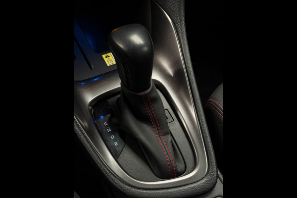 Toyota Yaris 1.5 Hybrid 130 GR SPORT HuD CarPlay Camera