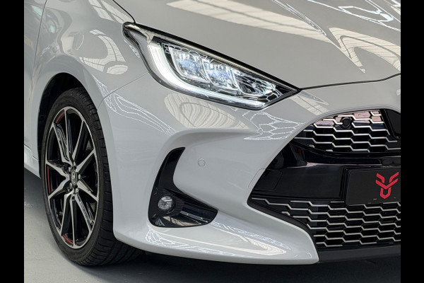 Toyota Yaris 1.5 Hybrid 130 GR SPORT HuD CarPlay Camera