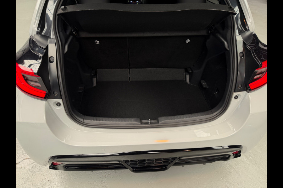 Toyota Yaris 1.5 Hybrid 130 GR SPORT HuD CarPlay Camera