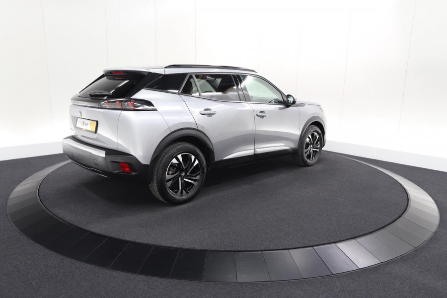Peugeot e-2008 EV Allure 50 kWh | SOH=96.7 % | 3 Fase Laadfunctie | Camera | Navigatie | Parkeersensoren | Apple Carplay