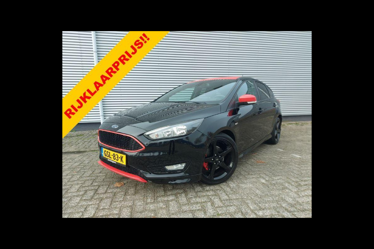 Ford Focus 1.5 135KW/184PK ST line, applecarplay/android,airco,cruise,stoelverwarming,parkeersensoren achter,