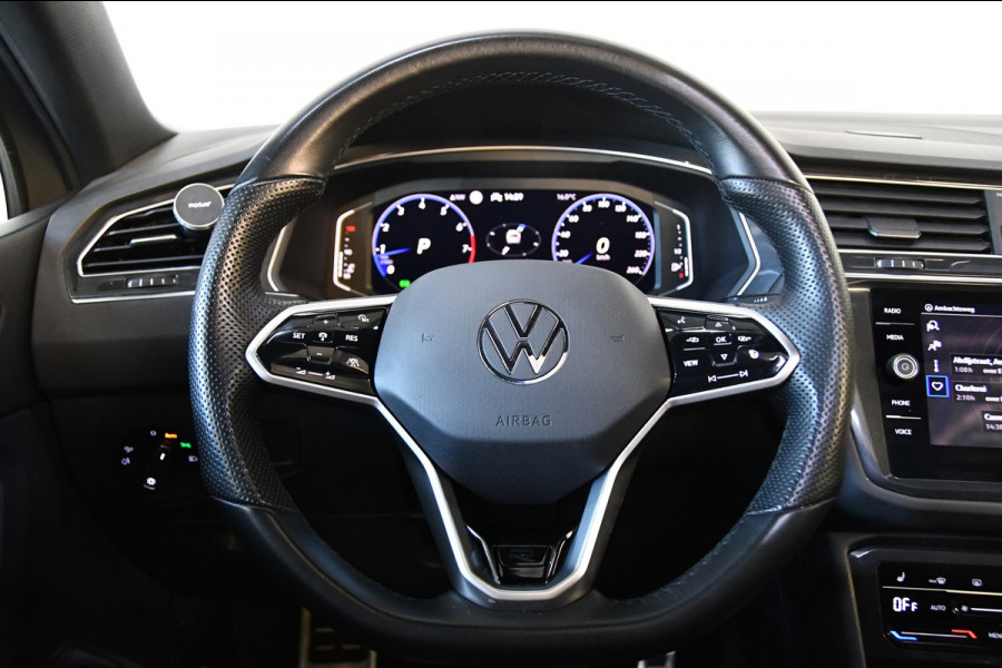Volkswagen Tiguan 1.5 TSI R-Line*Full-option*Pano*Cam*Keyless*Elk-trekhaak