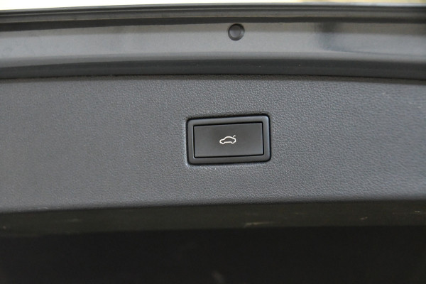 Volkswagen Tiguan 1.5 TSI R-Line*Full-option*Pano*Cam*Keyless*Elk-trekhaak