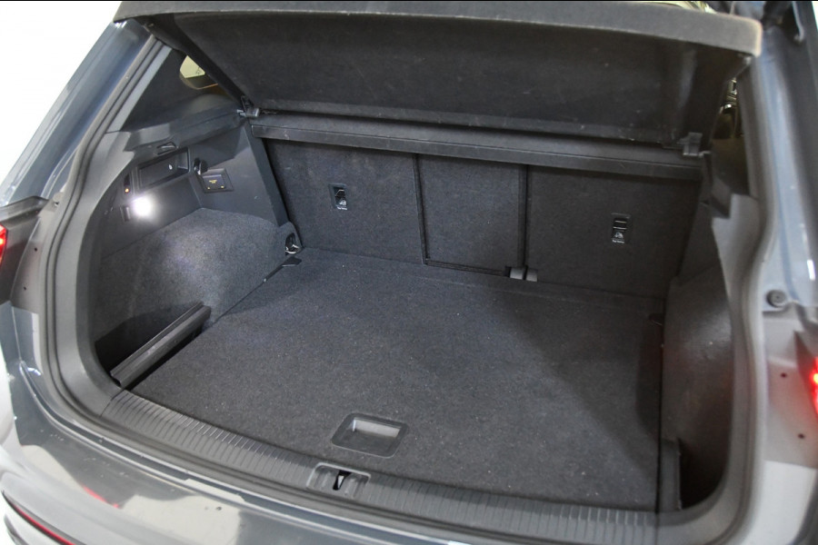 Volkswagen Tiguan 1.5 TSI R-Line*Full-option*Pano*Cam*Keyless*Elk-trekhaak
