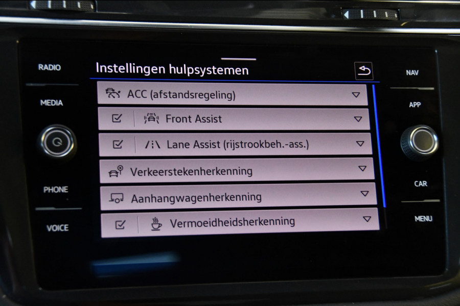 Volkswagen Tiguan 1.5 TSI R-Line*Full-option*Pano*Cam*Keyless*Elk-trekhaak