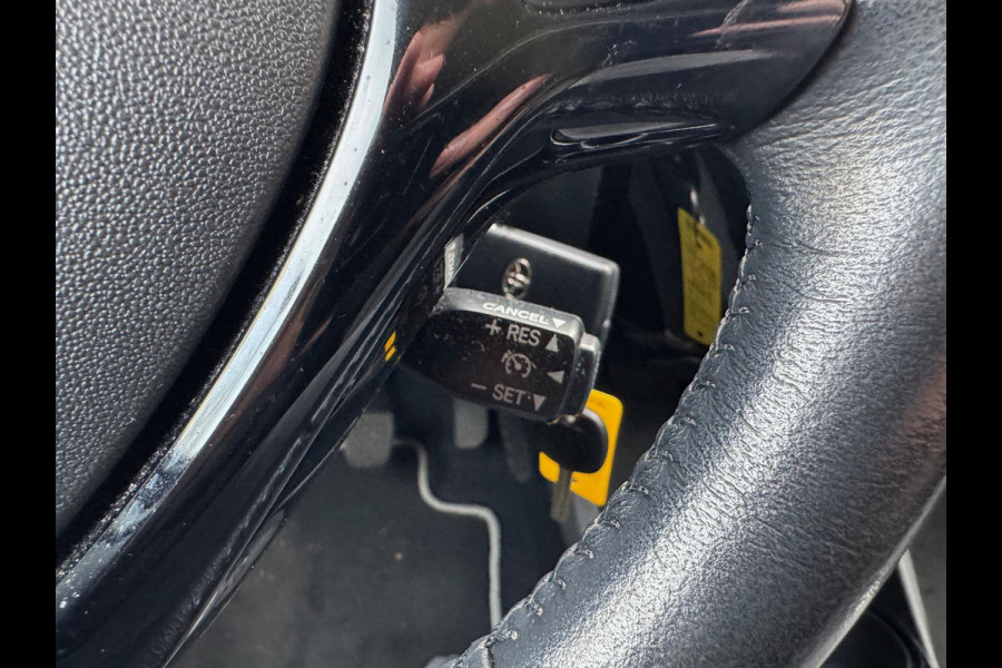 Toyota Aygo 1.0 VVT-i X-Joy | Eerste eigenaar, Lichtmetalen velgen, Climate control, Privacy glass, Nieuw geleverd & onderhouden