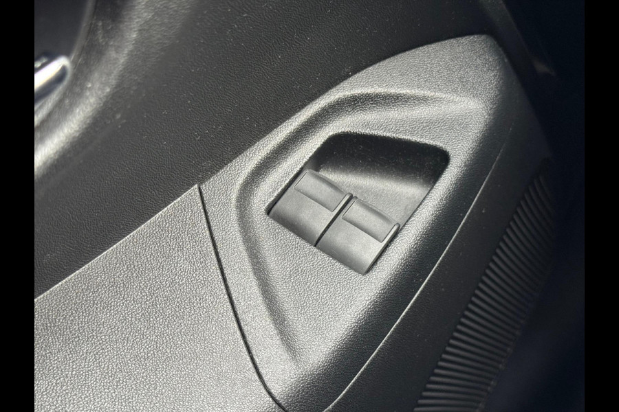 Toyota Aygo 1.0 VVT-i X-Joy | Eerste eigenaar, Lichtmetalen velgen, Climate control, Privacy glass, Nieuw geleverd & onderhouden