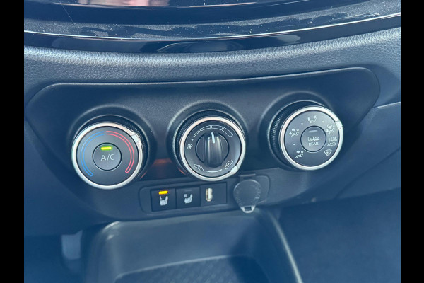 Toyota Aygo X 1.0 VVT-i S-CVT Pulse Automaat | December 2024, Stoelverwarming, Bi-Tone, Airco, Privacy Glass, Lichtmetalen velgen, Apple CarPl