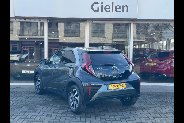 Toyota Aygo X 1.0 VVT-i S-CVT Pulse Automaat | December 2024, Stoelverwarming, Bi-Tone, Airco, Privacy Glass, Lichtmetalen velgen, Apple CarPl