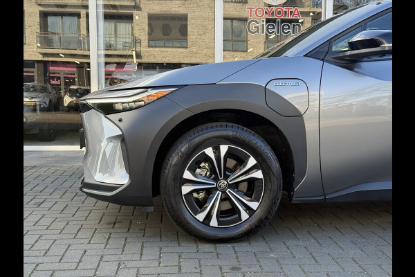 Toyota Bz4x 71,4 kWh 204pk Dynamic | 3-Fase, 360 Camera, Blind Spot monitor, Elektrische achterklep, Parkeersensoren, Stoelverwarming