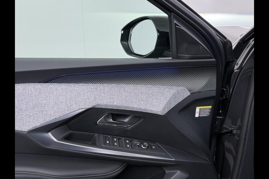 Peugeot E 3008 GT Avantage 210 73 kWh | SOH 95% WARMTEPOMP | DODE HOEKCENSOR | DEALER ONDERHOUDEN | BTW VERREKENBAAR | RIJKLAARPRIJS incl. 12mnd BOVAG | 100% ongeval verleden vrij.