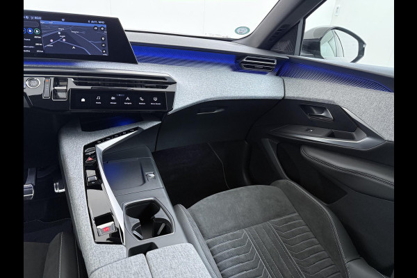 Peugeot E 3008 GT Avantage 210 73 kWh | SOH 95% WARMTEPOMP | DODE HOEKCENSOR | DEALER ONDERHOUDEN | BTW VERREKENBAAR | RIJKLAARPRIJS incl. 12mnd BOVAG | 100% ongeval verleden vrij.