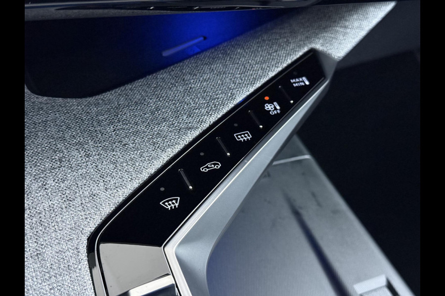 Peugeot E 3008 GT Avantage 210 73 kWh | SOH 95% WARMTEPOMP | DODE HOEKCENSOR | DEALER ONDERHOUDEN | BTW VERREKENBAAR | RIJKLAARPRIJS incl. 12mnd BOVAG | 100% ongeval verleden vrij.