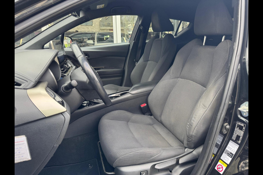 Toyota C-HR 1.8 Hybrid 122pk CVT Dynamic | Navigatie, Adaptive Cruise, Stoelverwarming, Lm-velgen
