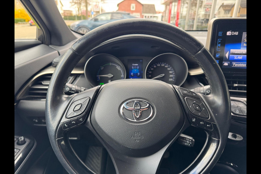 Toyota C-HR 1.8 Hybrid 122pk CVT Dynamic | Navigatie, Adaptive Cruise, Stoelverwarming, Lm-velgen