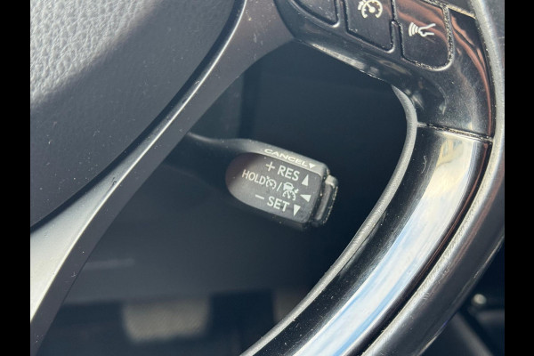 Toyota C-HR 1.8 Hybrid 122pk CVT Dynamic | Navigatie, Adaptive Cruise, Stoelverwarming, Lm-velgen