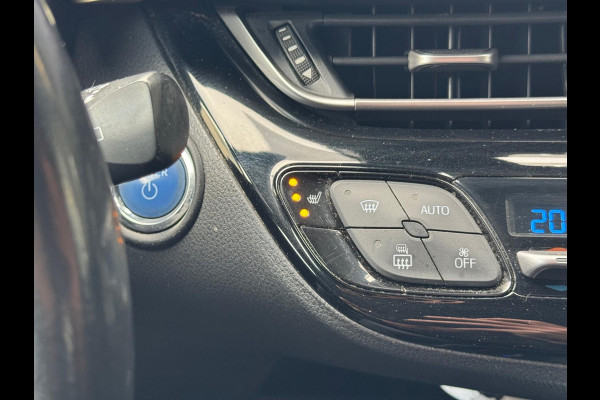 Toyota C-HR 1.8 Hybrid 122pk CVT Dynamic | Navigatie, Adaptive Cruise, Stoelverwarming, Lm-velgen