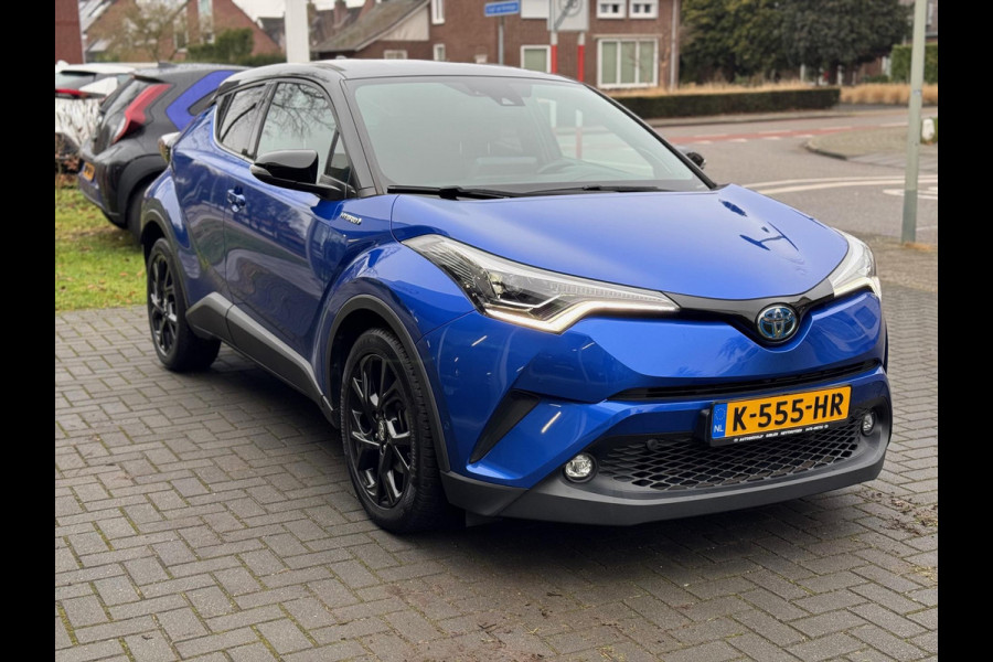 Toyota C-HR 1.8 Hybrid Bi-Tone Plus | JBL, Led Pakket, Half leer/Alcantara, Dodehoekherkenning, parkeersensoren, Stuurverwarming