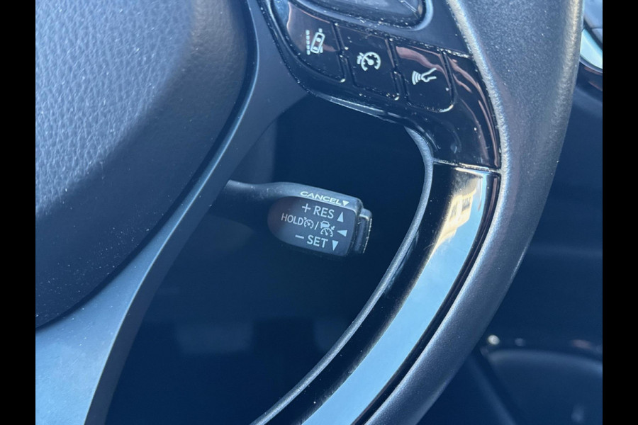 Toyota C-HR 2.0 Hybrid 184pk First Edition | JBL, Navigatie, Stoelverwarming, Apple CarPlay/Android Auto, Parkeersensoren, Blind Spot