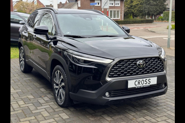 Toyota Corolla Cross Hybrid 140 Style | Elektrische achterklep, Stoel + Stuurverwarming, Keyless, 18 inch, Parkeersensoren, Dodehoekherkenning