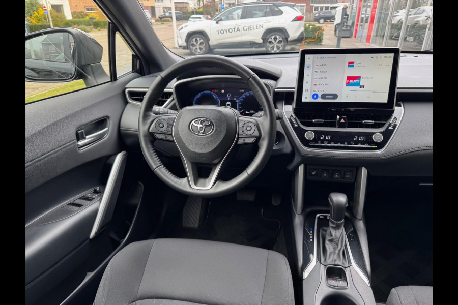 Toyota Corolla Cross Hybrid 140 Style | Elektrische achterklep, Stoel + Stuurverwarming, Keyless, 18 inch, Parkeersensoren, Dodehoekherkenning