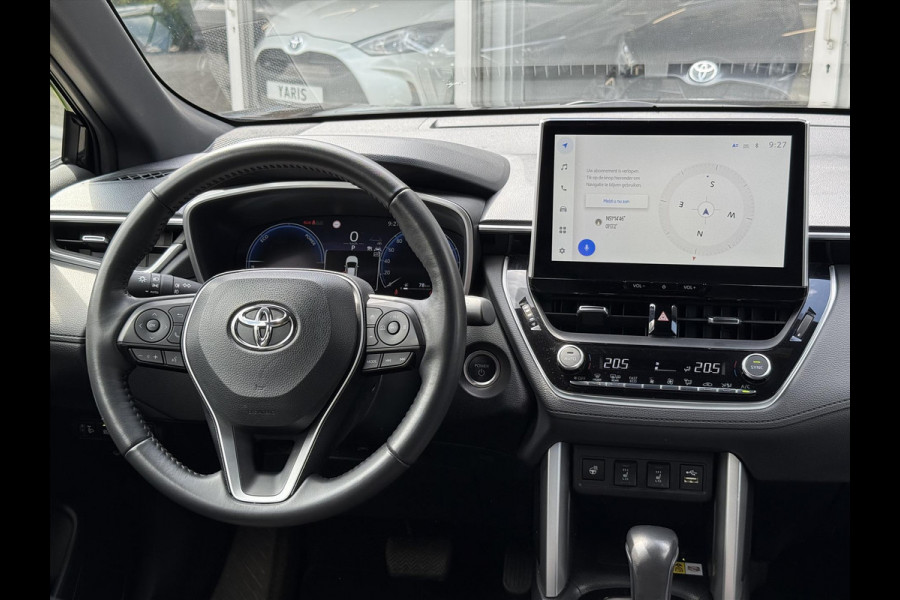 Toyota Corolla Cross 2.0 High Power Hybrid First Edition | Elektrische achterklep, Stoel + Stuurverwarming, Blind spot, Parkeersensoren