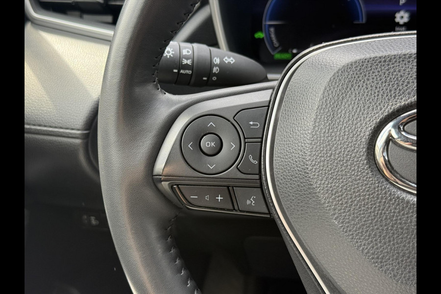 Toyota Corolla Cross 2.0 High Power Hybrid First Edition | Elektrische achterklep, Stoel + Stuurverwarming, Blind spot, Parkeersensoren